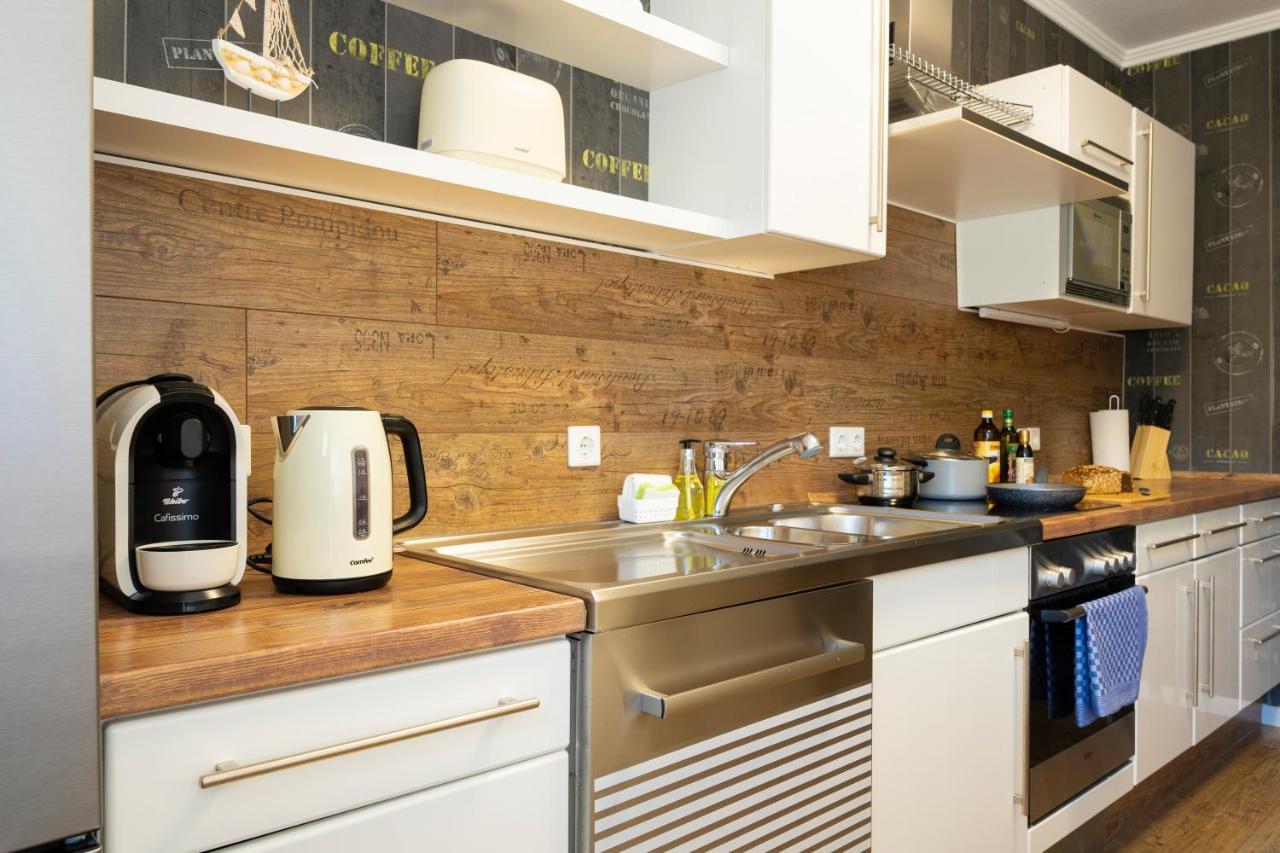 Ferienwohnung Fuer 4, Mitten In โซลิงเงน ภายนอก รูปภาพ